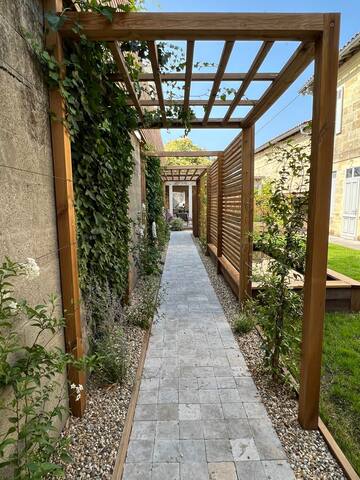 Villa Bengale historic residence 10 minutes from gallery image 3