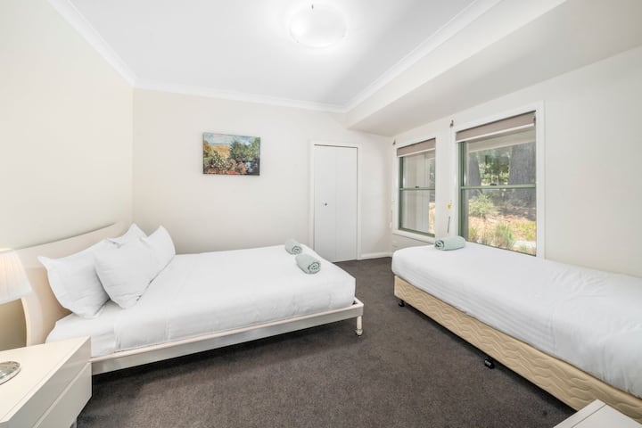 غرفة النوم 2