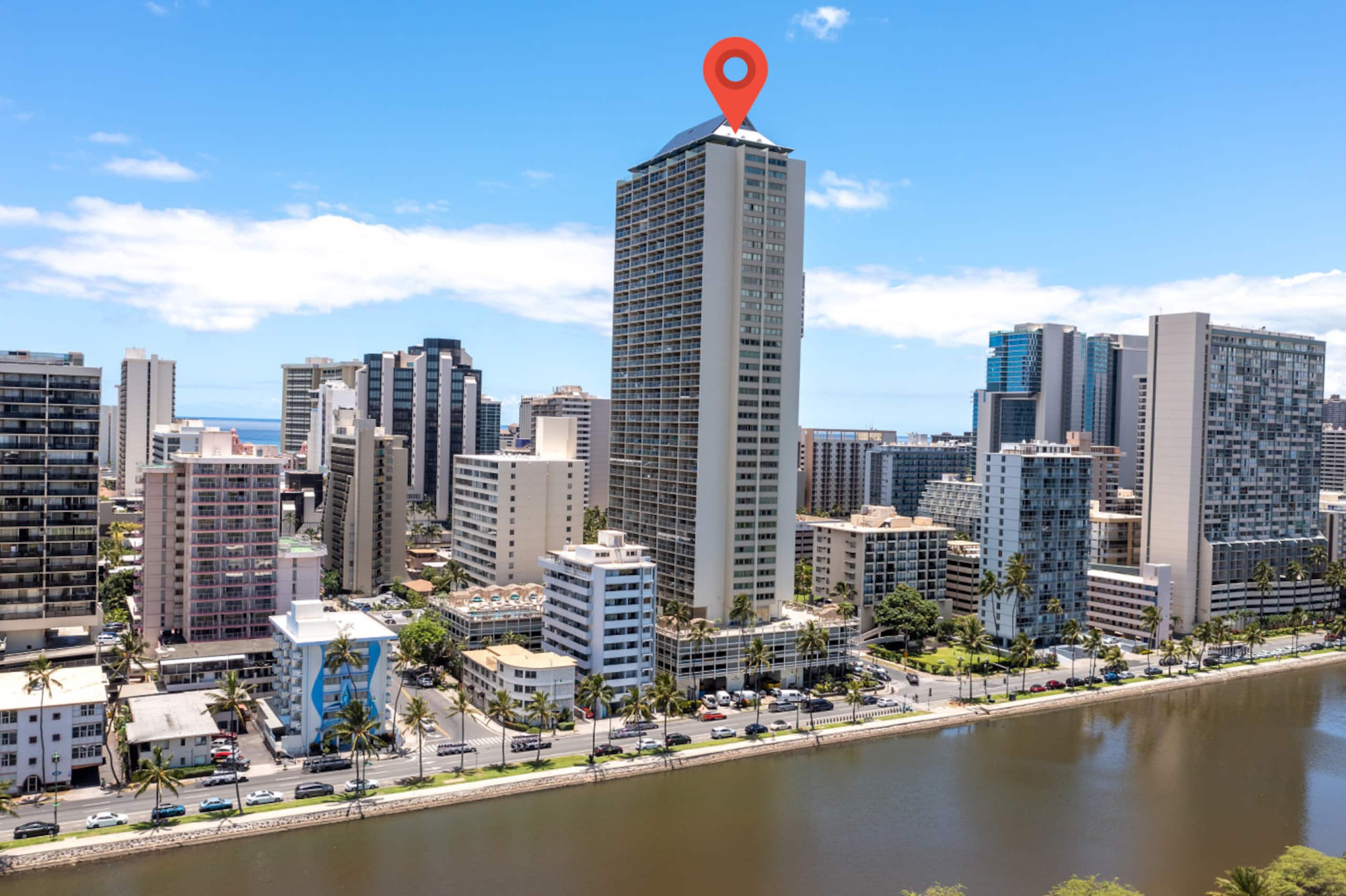 Condo in Honolulu · ★4.9 · 1 bedroom · 2 beds · 1 shared bath - Image 46
