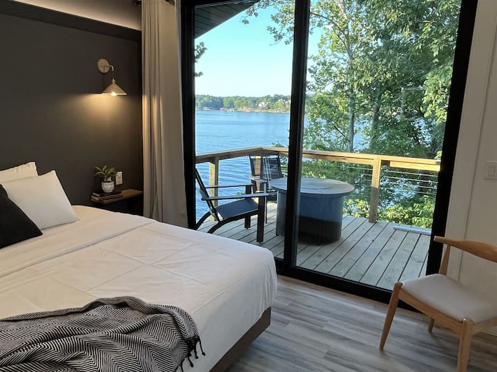 Lake Front Modern Luxury with Incredible Views