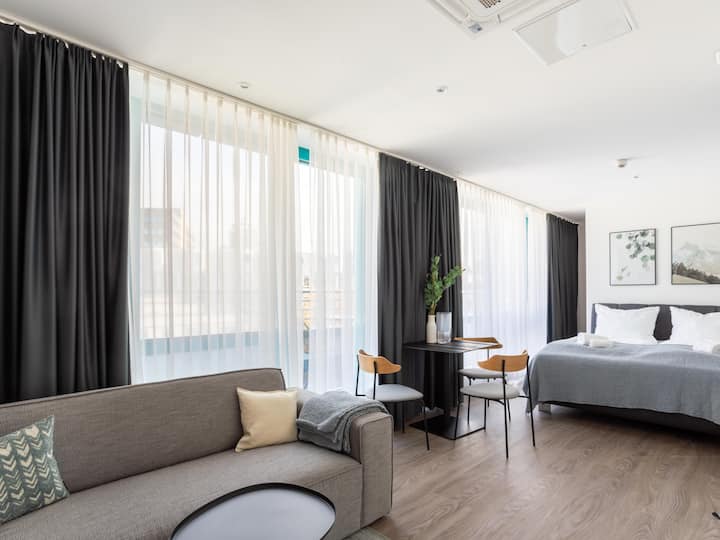 Köln Friesenplatz | Suite Xl + Balcony (Lt) - Köln