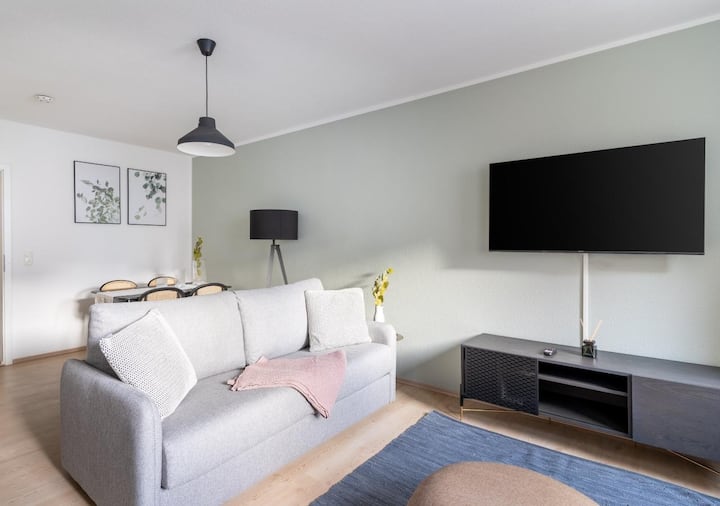 Magdeburg Breiter Weg | 1-bedroom Suite + Loggia - Magdeburg