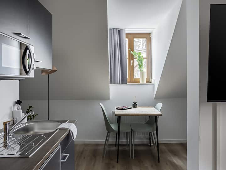 Limehome Zwickau Hauptmarkt | Suite L (Lt) - Zwickau