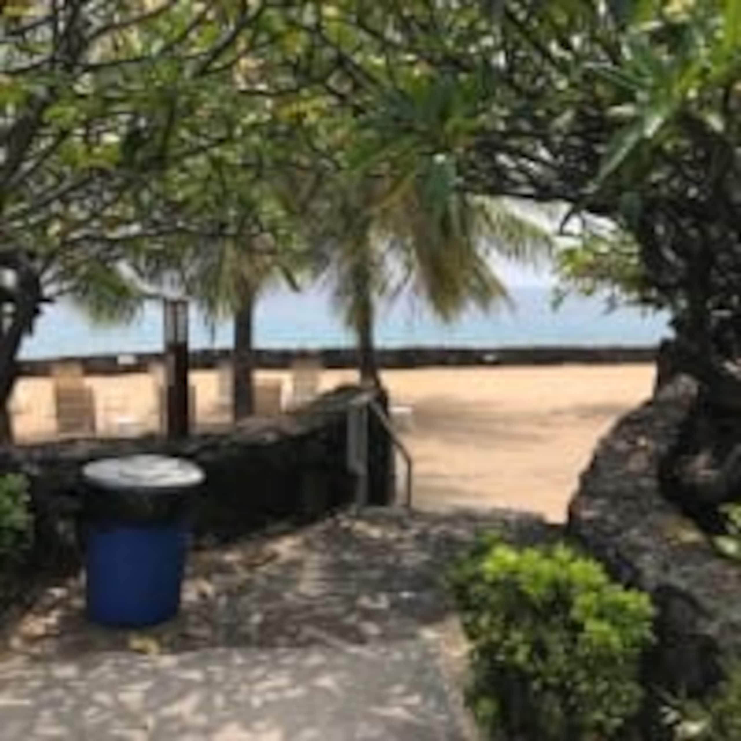 Condo in Kailua-Kona · ★4.92 · 1 bedroom · 2 beds · 1 private bath - Image 22