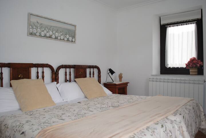 26 MORA DE LUNA COTTAGE