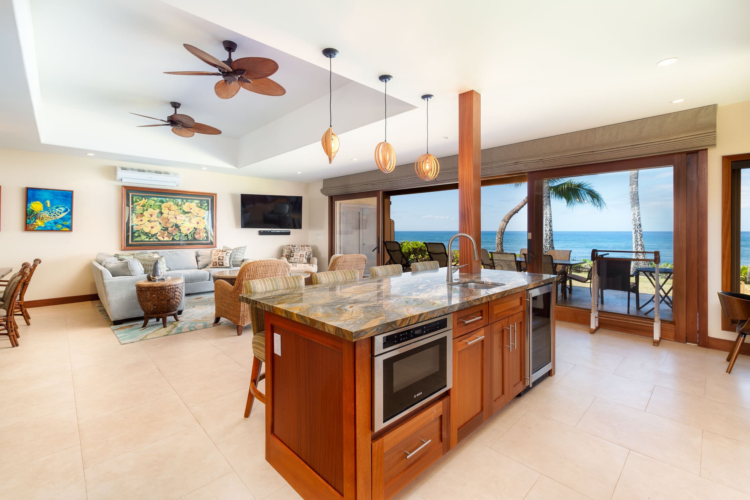 Condo in Lahaina · ★4.6 · 5 bedrooms · 6 beds · 5 baths - Image 34