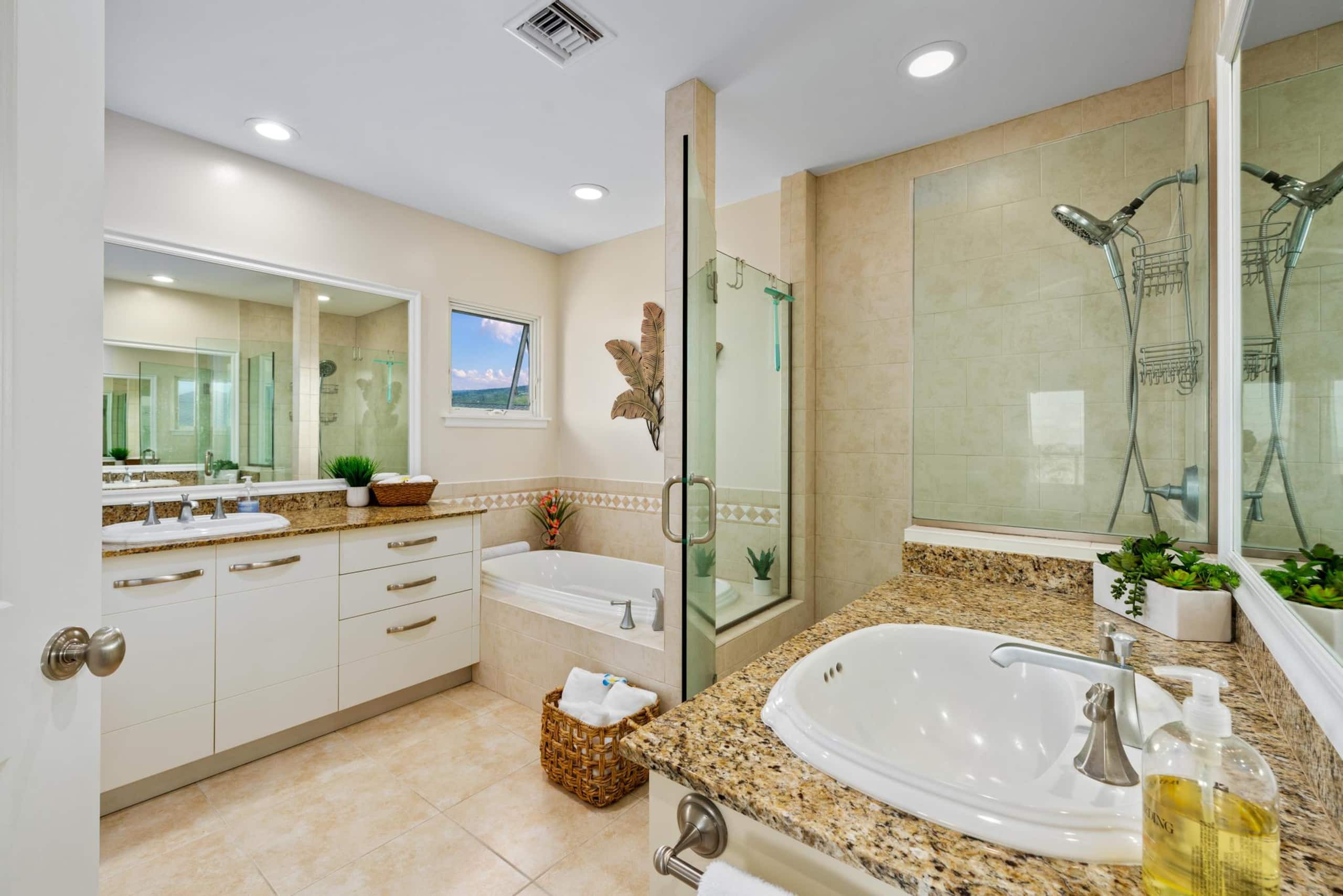 Condo in Kailua-Kona · ★5.0 · 2 bedrooms · 3 beds · 2.5 shared baths - Image 31