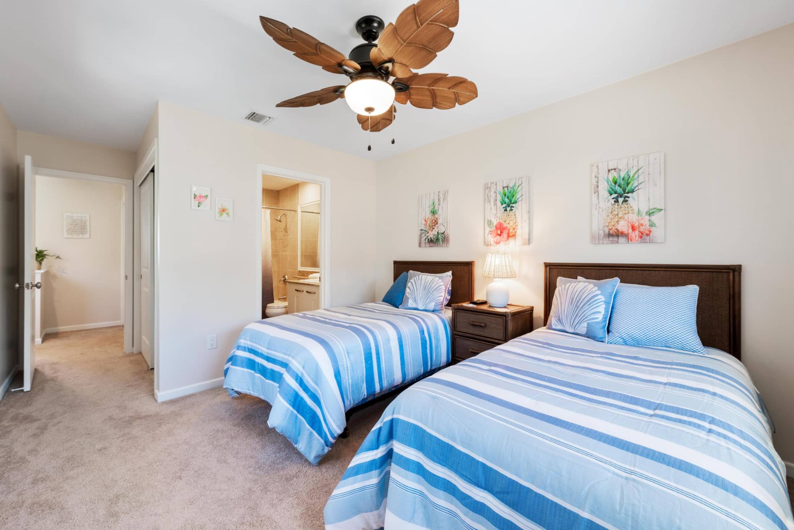 Condo in Kailua-Kona · ★5.0 · 2 bedrooms · 3 beds · 2.5 shared baths - Image 21