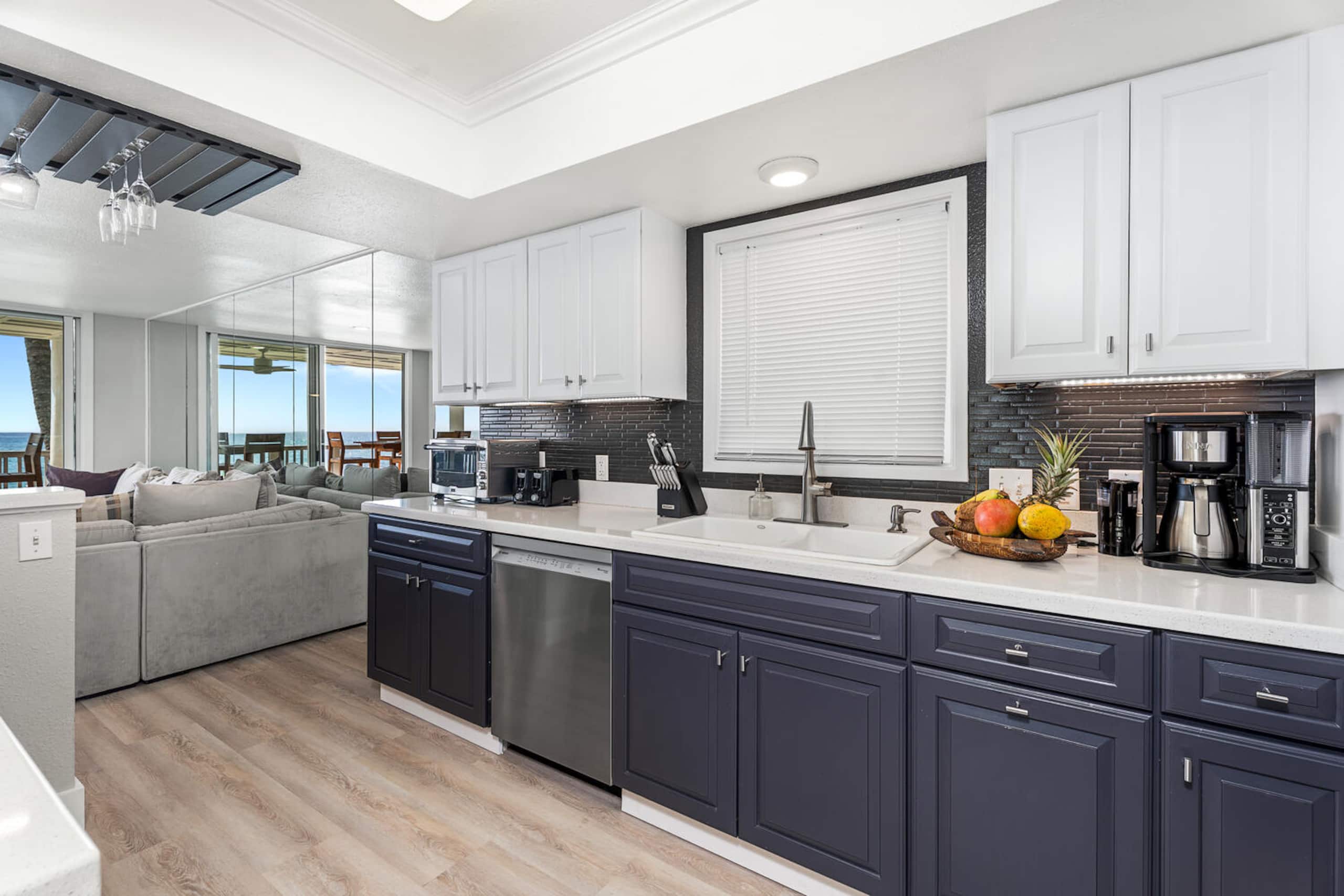 Condo in Kailua-Kona · ★4.89 · 4 bedrooms · 4 beds · 3 baths - Image 15