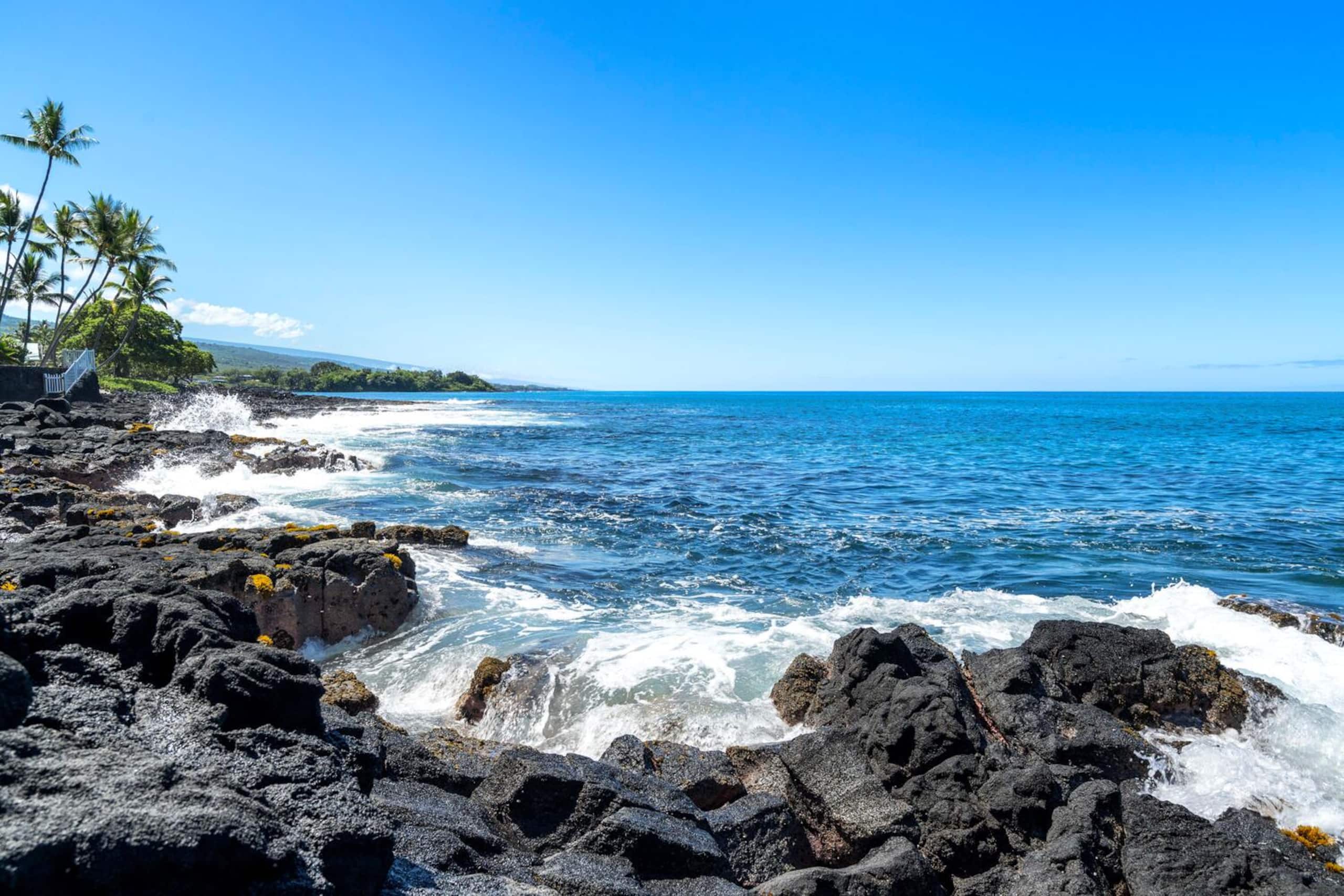 Condo in Kailua-Kona · ★4.89 · 4 bedrooms · 4 beds · 3 baths - Image 54