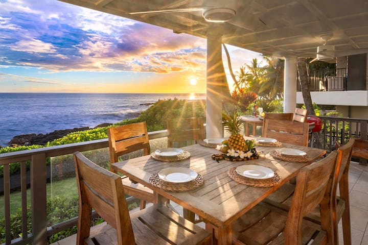 Oceanfront Luxury Beach House w/ AC, Lanai, Views