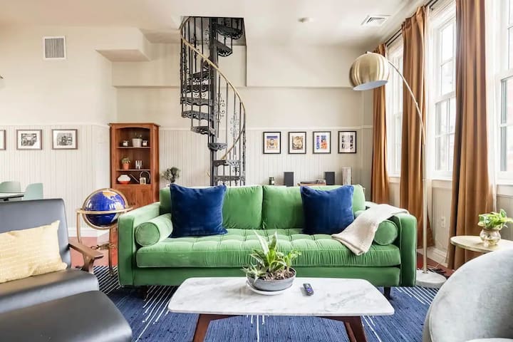 Bright Greenwich Village Loft w/ Private Rooftop &