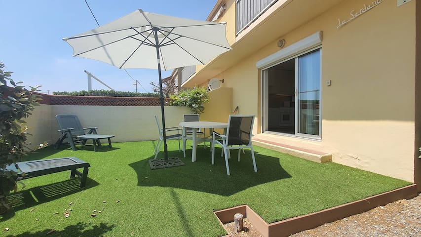 Carrere Immobilier Mediterranee managed Airbnb listing 3