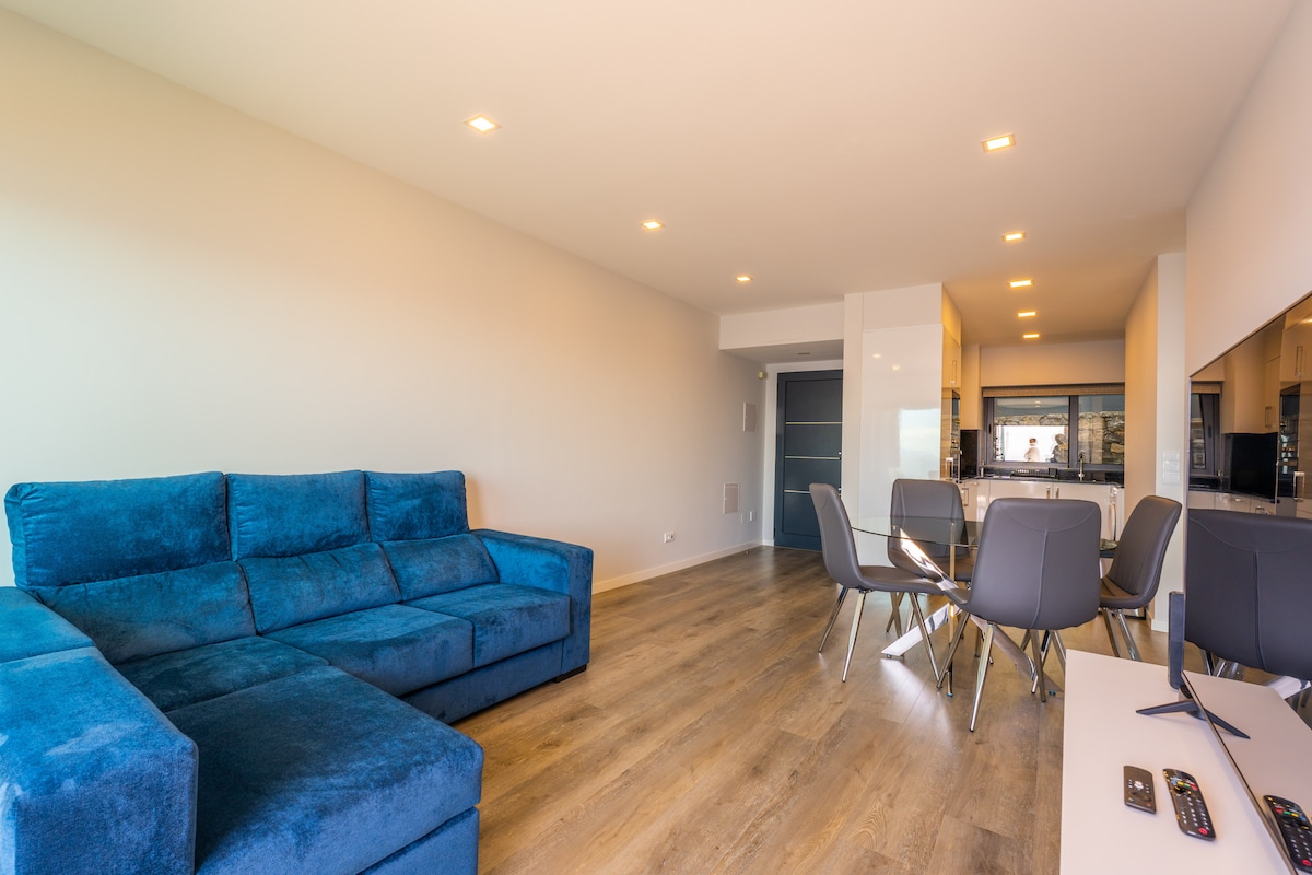 Top Airbnb: FLH Amazing Ocean View with Balcony em Gaula