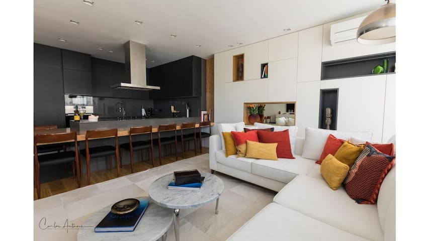 Superb Modern and Unique Liberdade Apt