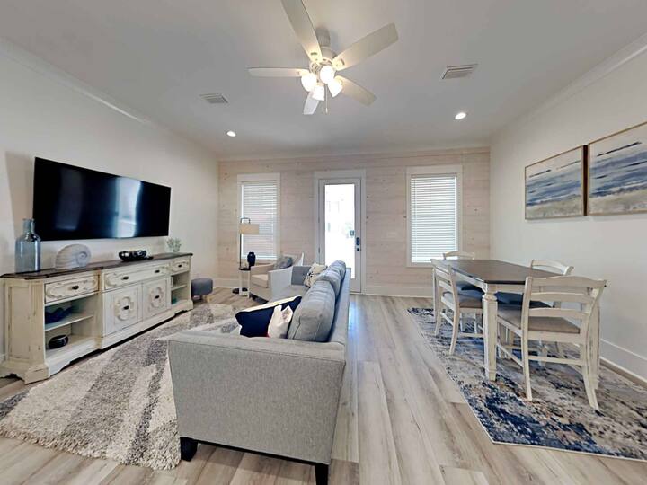 Cottages at Tannin 9 Two Pools & Beach Access! Houses for Rent in