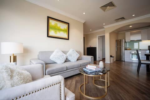 Rare 2BR Central Serviced Apt. Pool+Gym+WiFi+Sauna