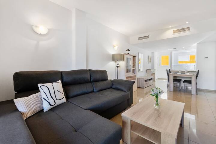 Houses By The Sea managed Airbnb listing 3