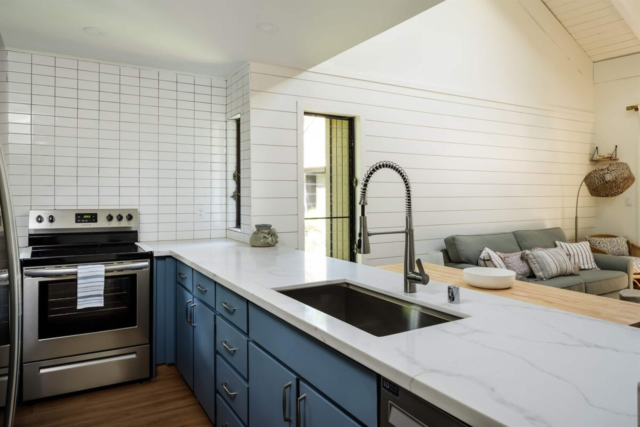 Condo in Kihei · ★4.8 · 2 bedrooms · 5 beds · 2 private baths - Image 8