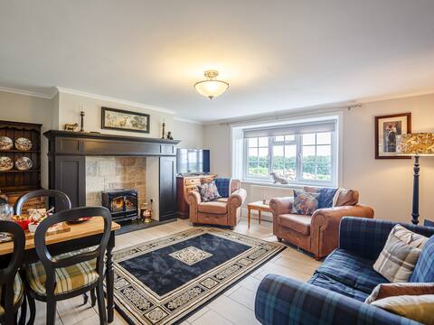 Farmside Cottage-UK35018
