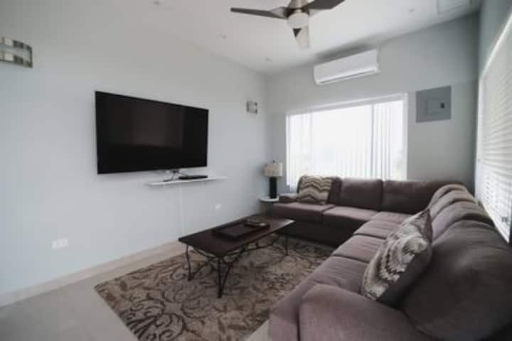 Lovely Penthouse - Belmopan