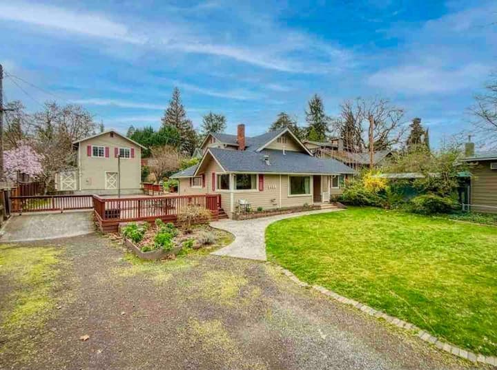 Family Retreat w/ Pool + Hot Tub | 3 Private Homes