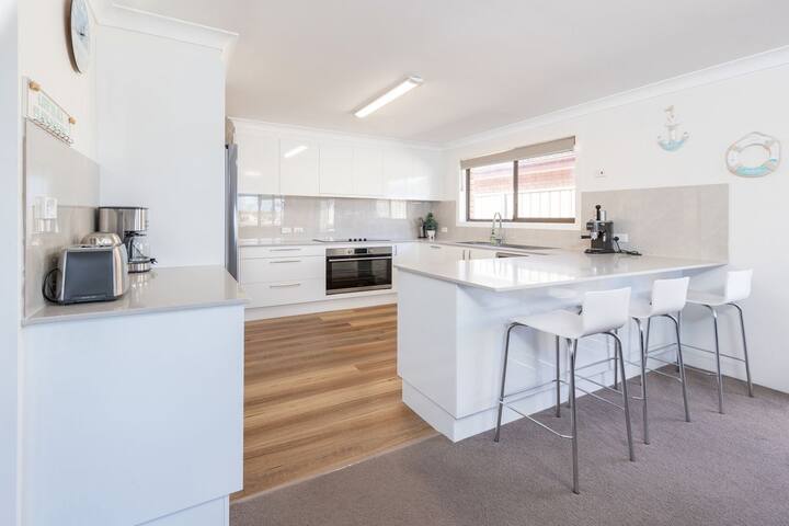 Waterfront on Forster Keys gallery image 5