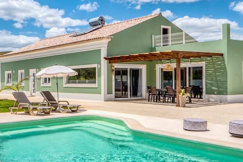 Casa dos Netos - Newly renovated 3-bedroom villa w