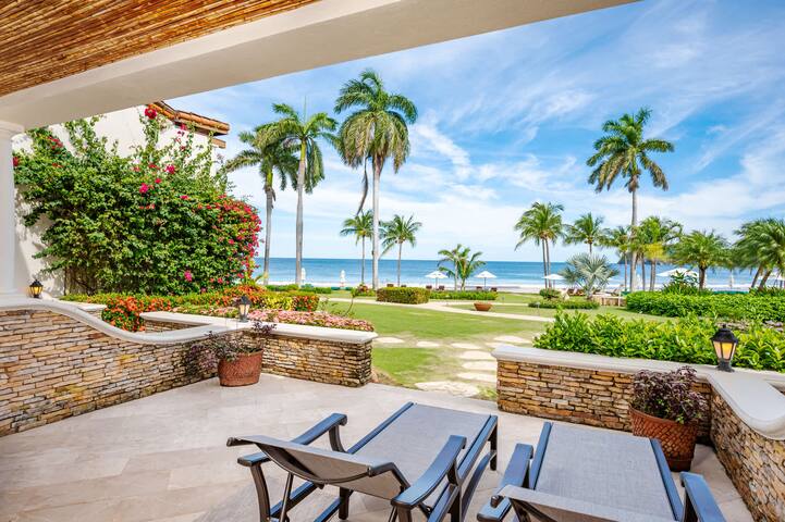 Luxe Condo w/ Beach Access & Community Amenities