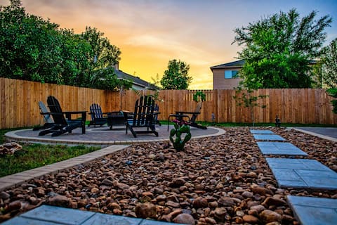 Relaxing Getaway Near San Antonio & New Braunfels!