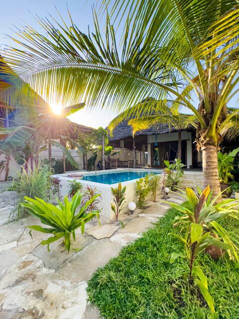 Pool • Billiards • Wi-Fi • Tub • 70m->Beach