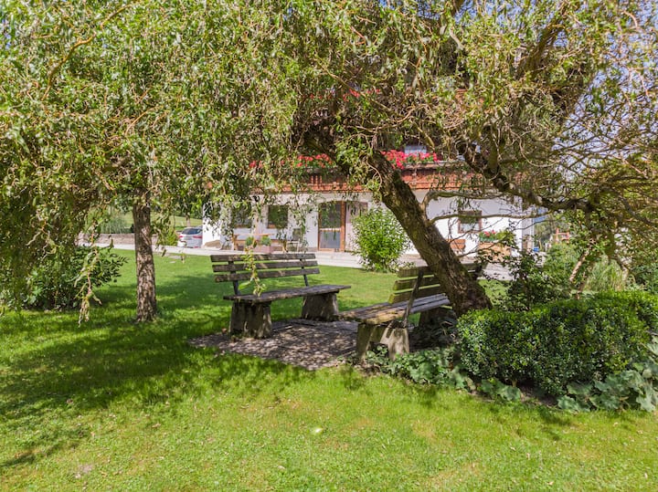 Appartement Dans Une Ferme Avec Entrée Privée - Bad Häring