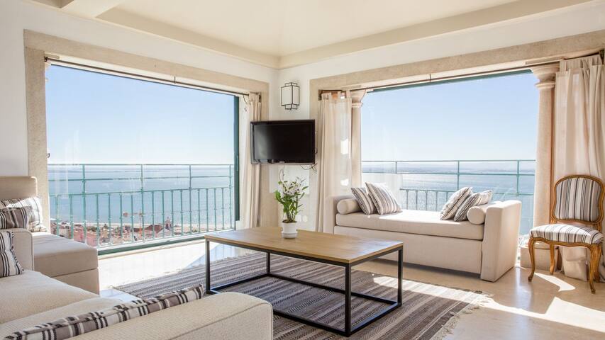 Penthouse Terrace 360º Lisbon View by LovelyStay gallery image 3