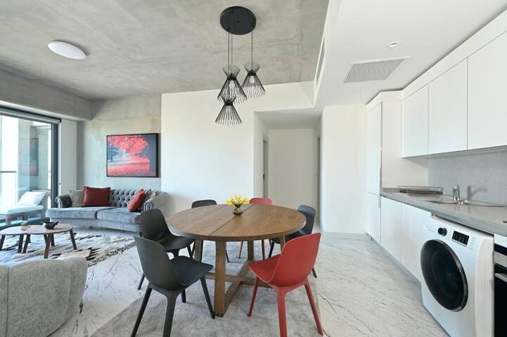 Bright Lovely Modern 2BD/2.5 Condo Pool+Gym! #220 gallery image 4