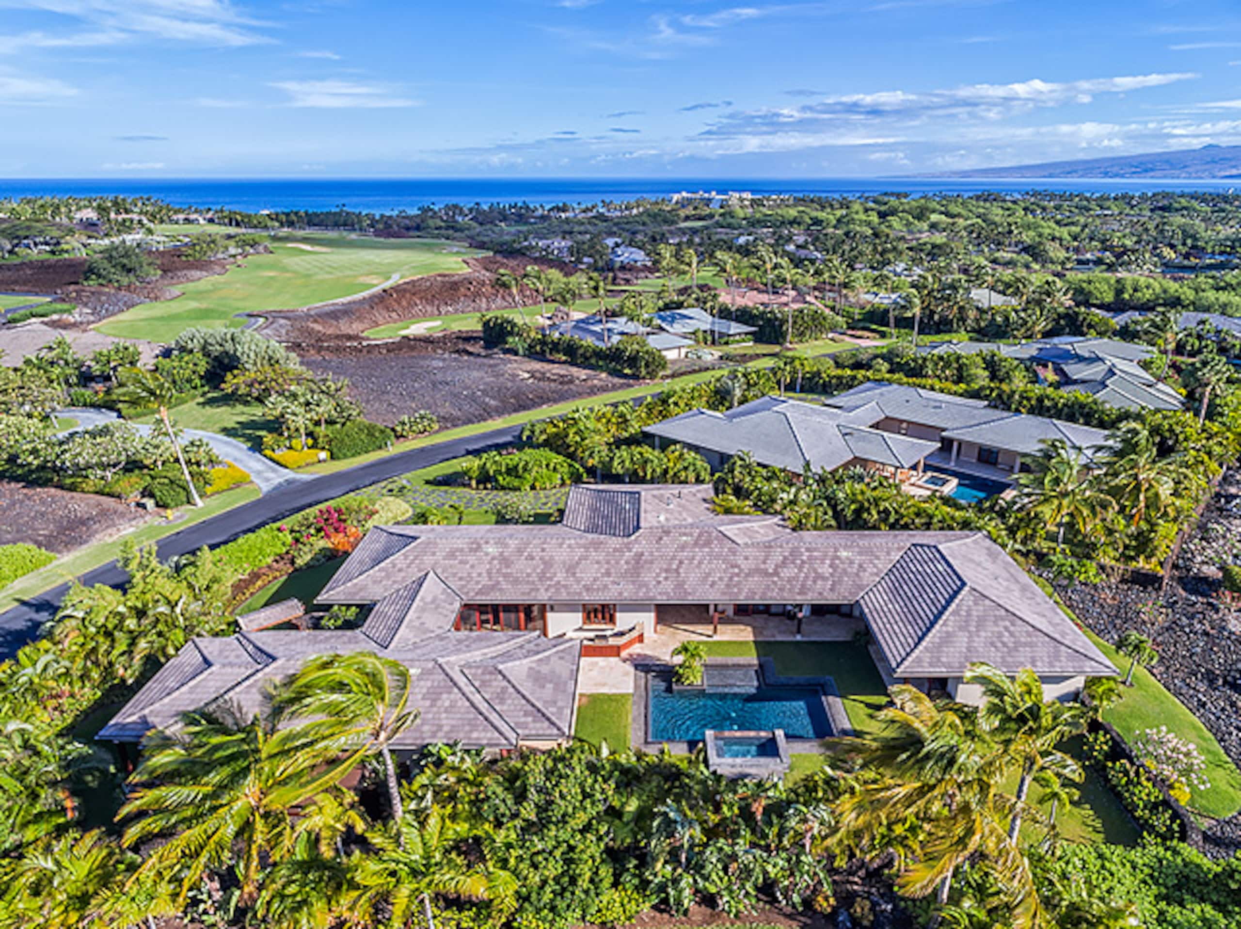 Home in Waimea · ★5.0 · 5 bedrooms · 6 beds · 4.5 baths - Image 20