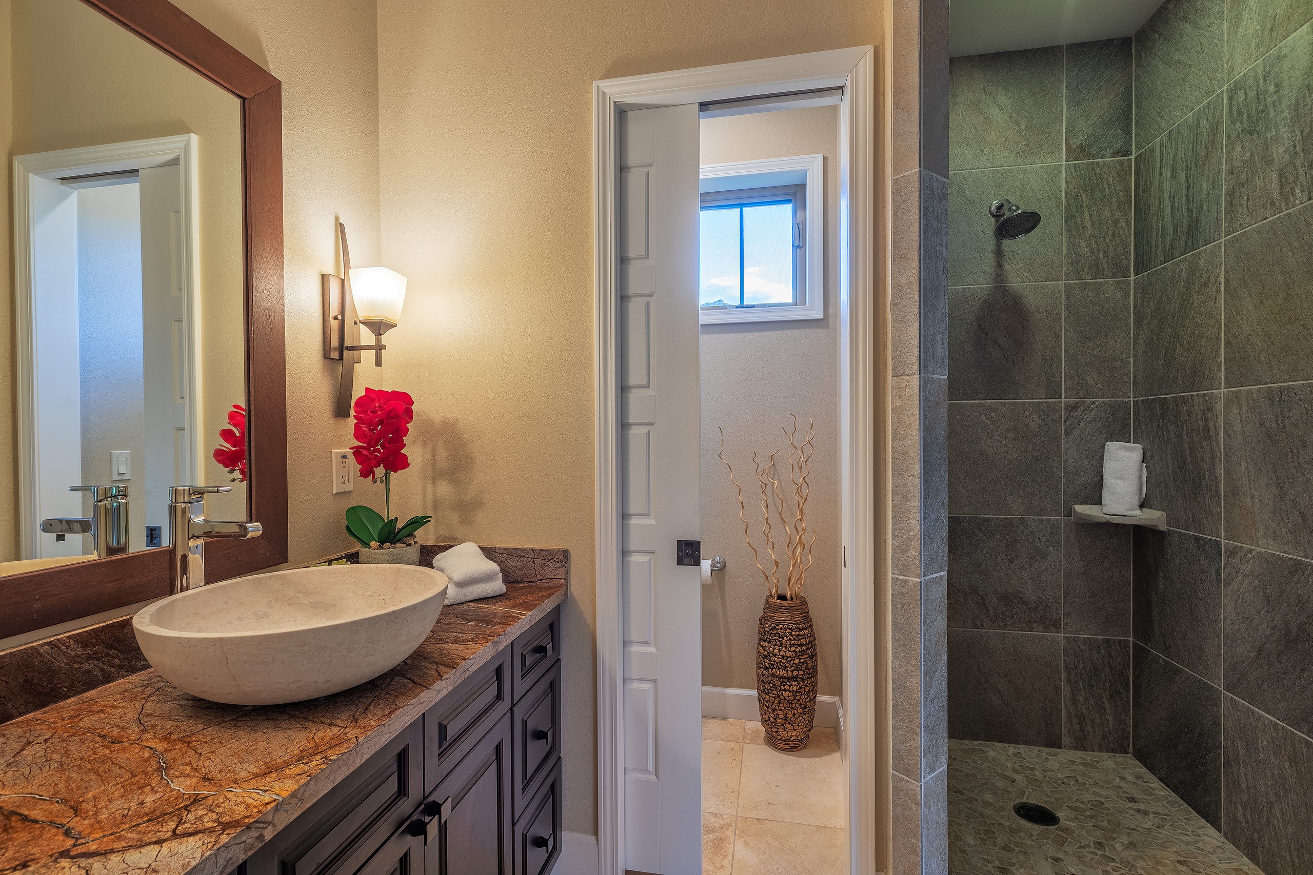 Home in Waimea · ★4.63 · 4 bedrooms · 6 beds · 4.5 baths - Image 22