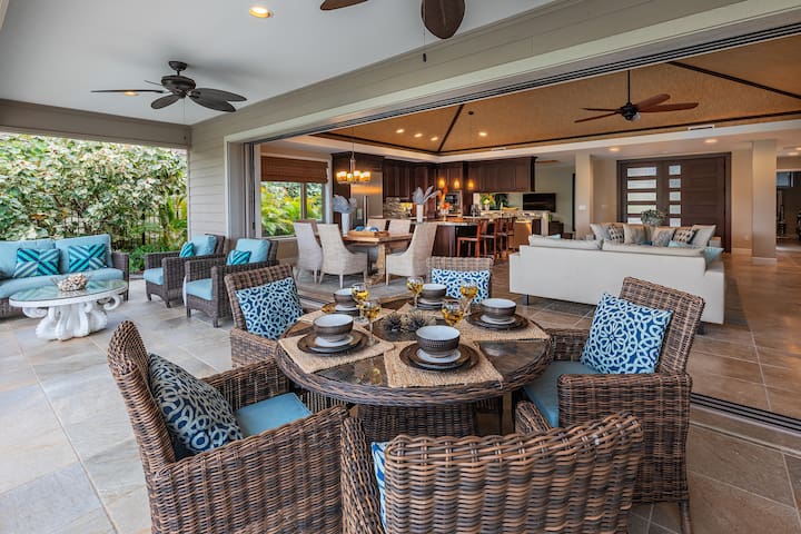 Beautiful 4 Bdrm Home at KaMilo w/pool, Sleeps 10!