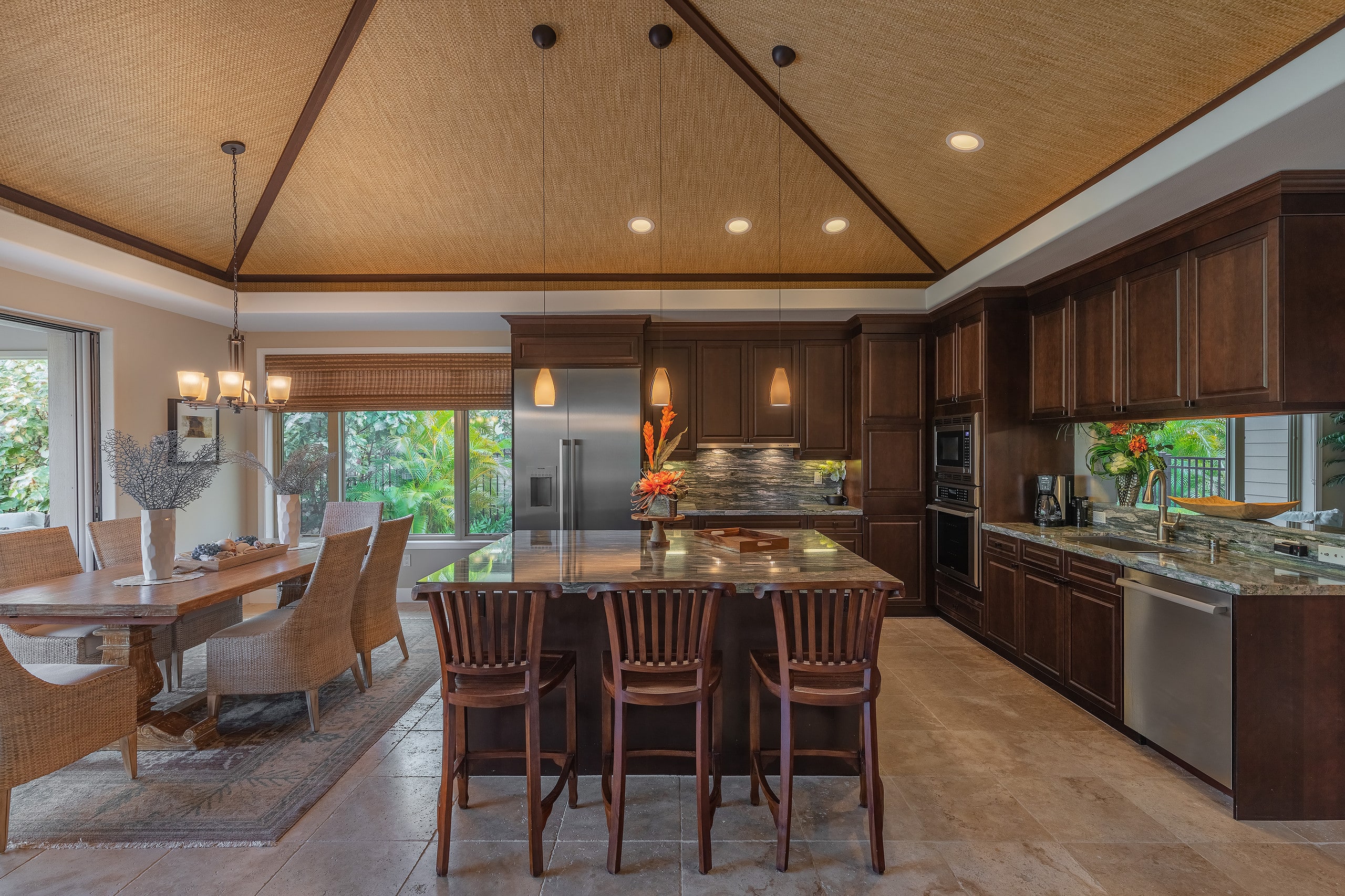 Home in Waimea · ★4.63 · 4 bedrooms · 6 beds · 4.5 baths - Image 11