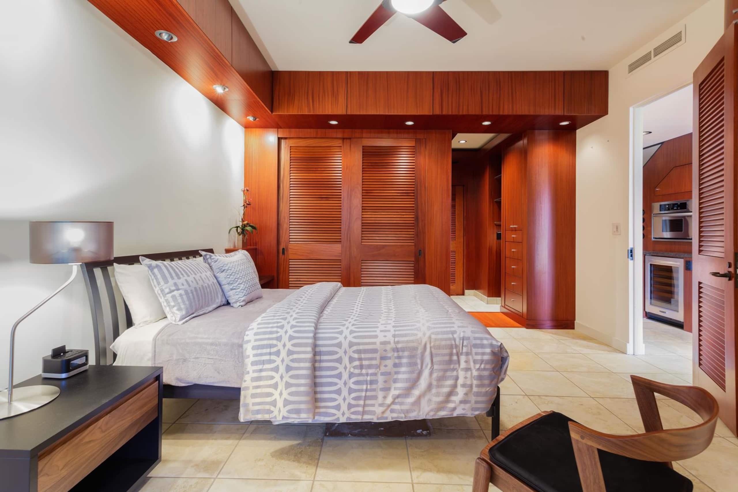 Condo in Waimea · ★5.0 · 3 bedrooms · 3 beds · 3.5 baths - Image 12