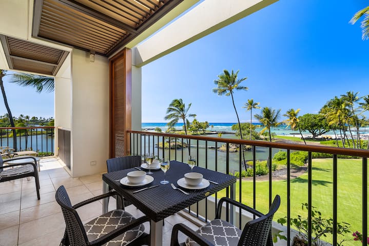Breathtaking top floor Oceanfront Condo