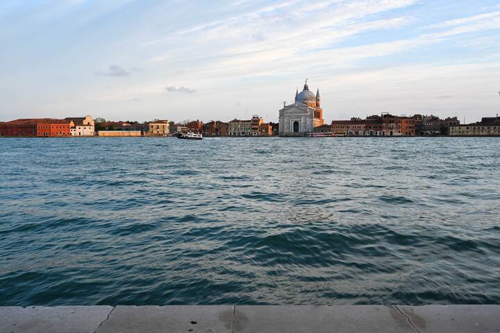 Palladio B gallery image 2