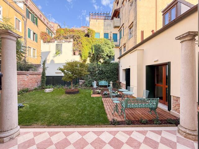 Palladio B gallery image 4