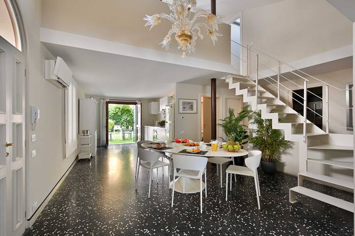 Palladio B gallery image 3