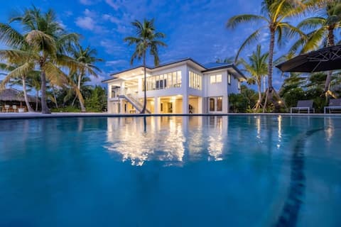 Island Beach House Oasis Your Memory Maker awaits