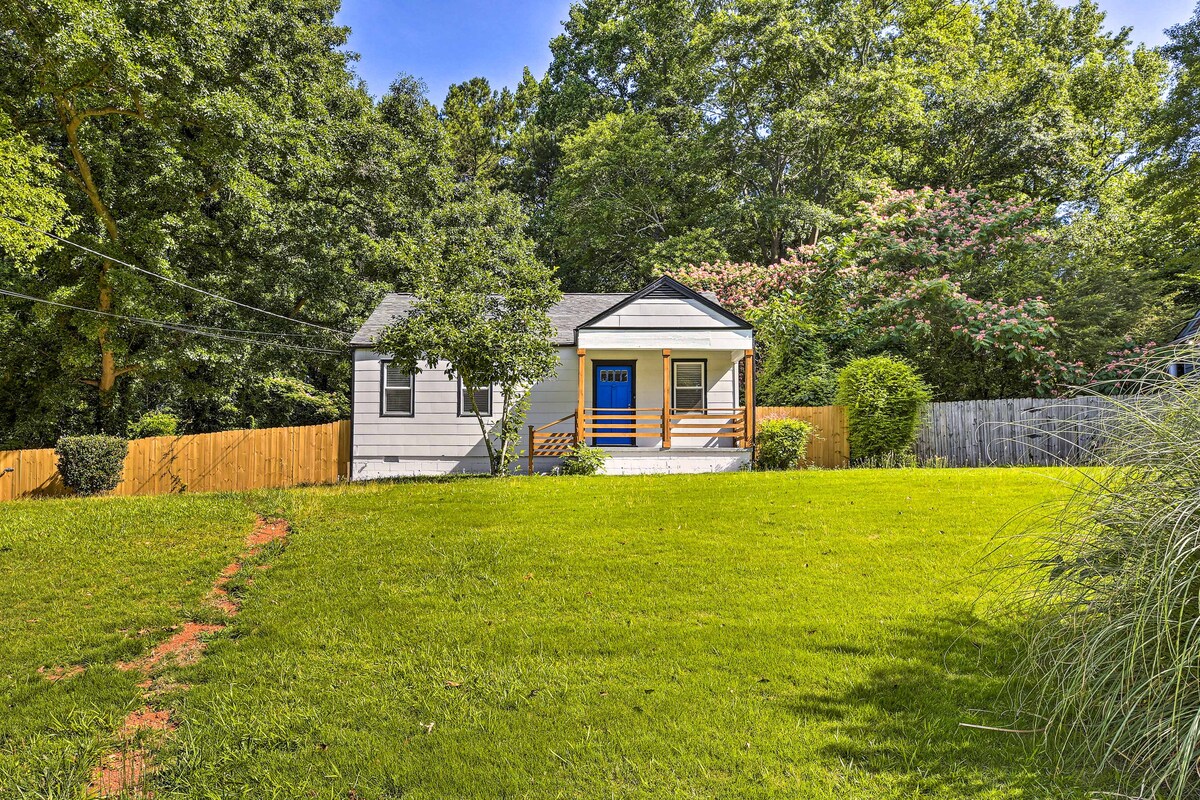 Top Airbnb: 4 Mi to Int’l Soccer Play! Family-Friendly ATL Hub in Oakland City