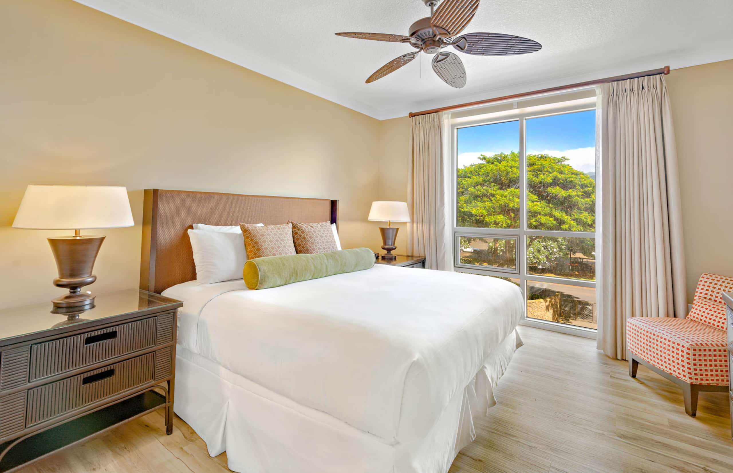 Condo in Lahaina · ★4.83 · 2 bedrooms · 3 beds · 2 baths - Image 18