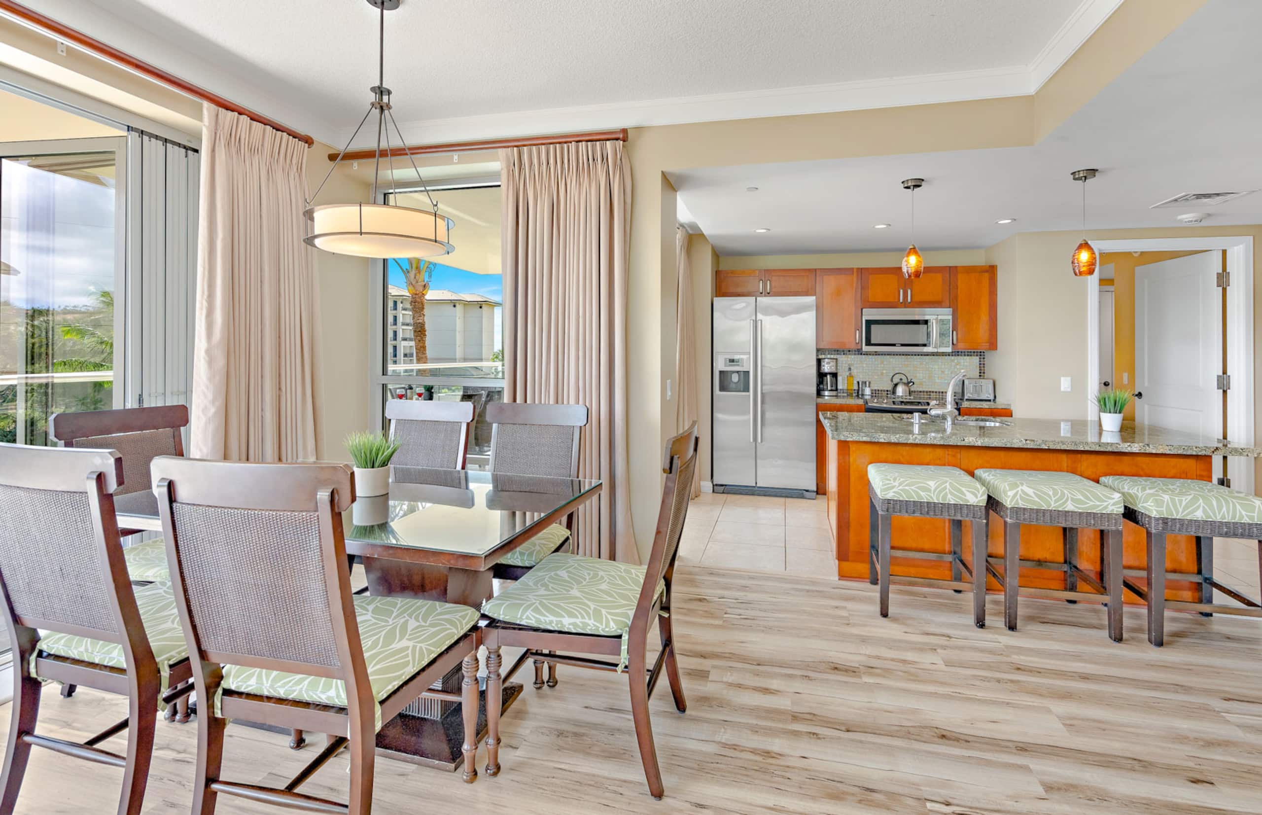 Condo in Lahaina · ★4.83 · 2 bedrooms · 3 beds · 2 baths - Image 12
