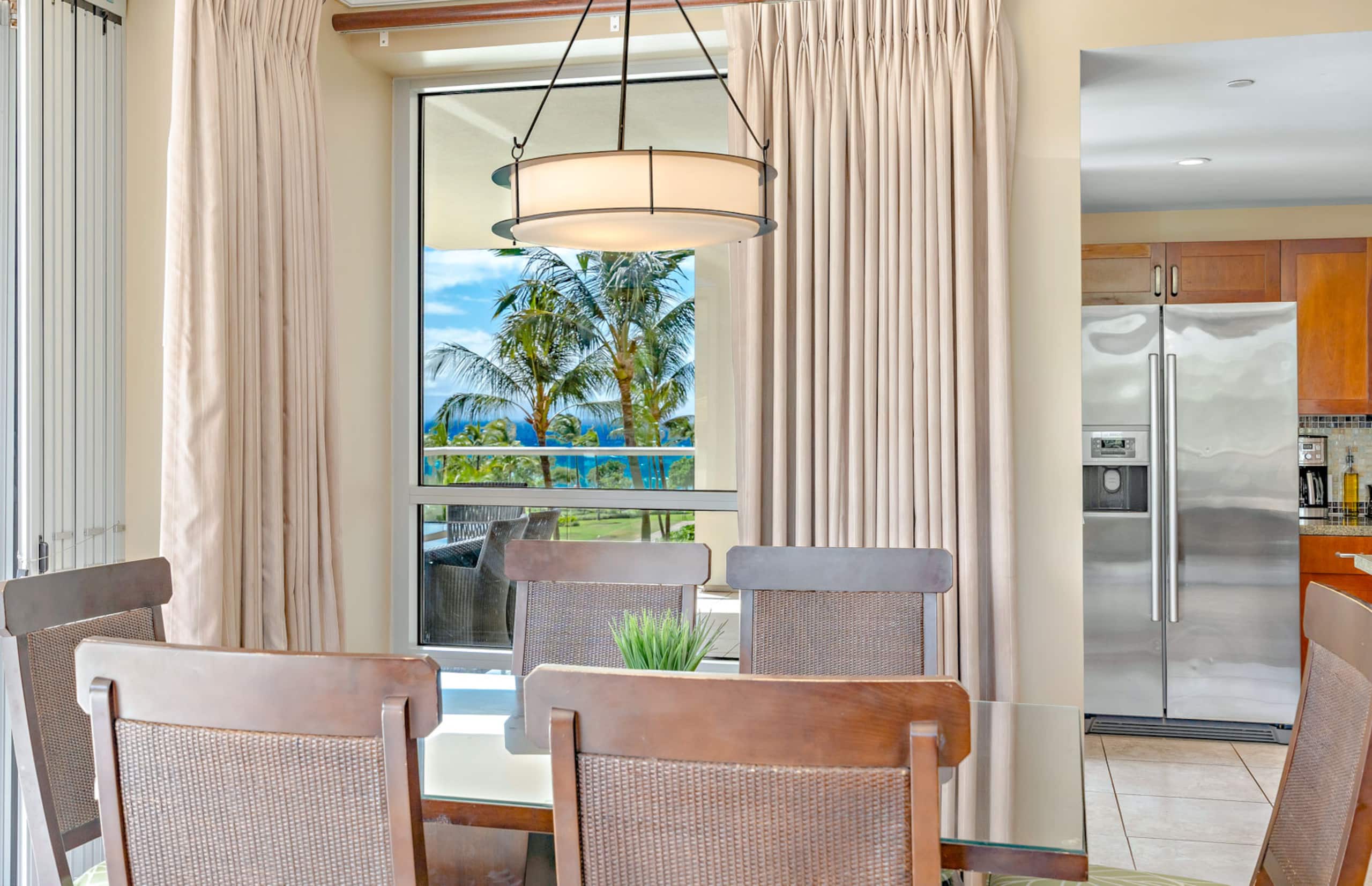 Condo in Lahaina · ★4.83 · 2 bedrooms · 3 beds · 2 baths - Image 14