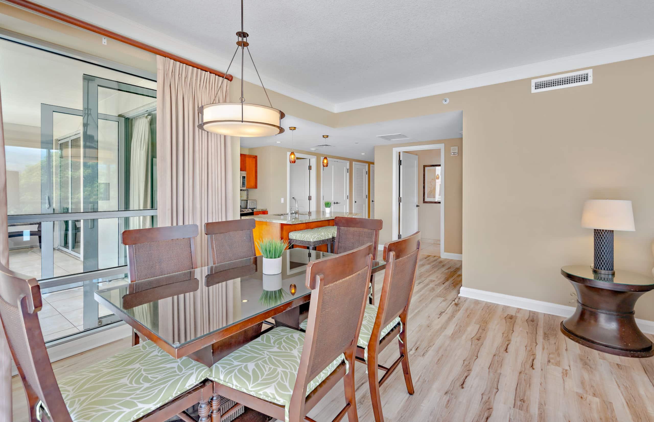 Condo in Lahaina · ★4.83 · 2 bedrooms · 3 beds · 2 baths - Image 11