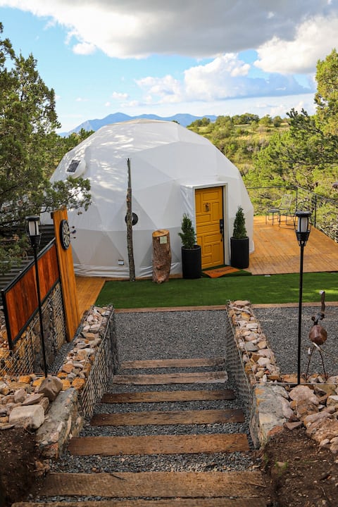 Freya Geo Dome Suite El Mistico Ranch NO Kids, Pet